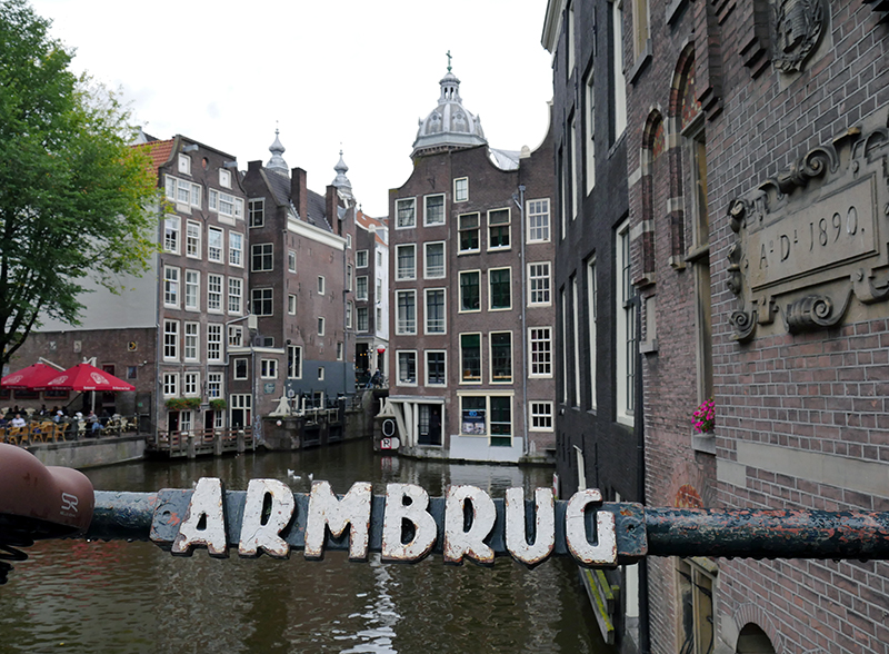 Armbrug im Viertel Walletjes
