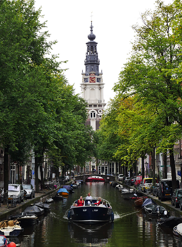 Blick von der Staalstraat auf die Zuiderkerk
