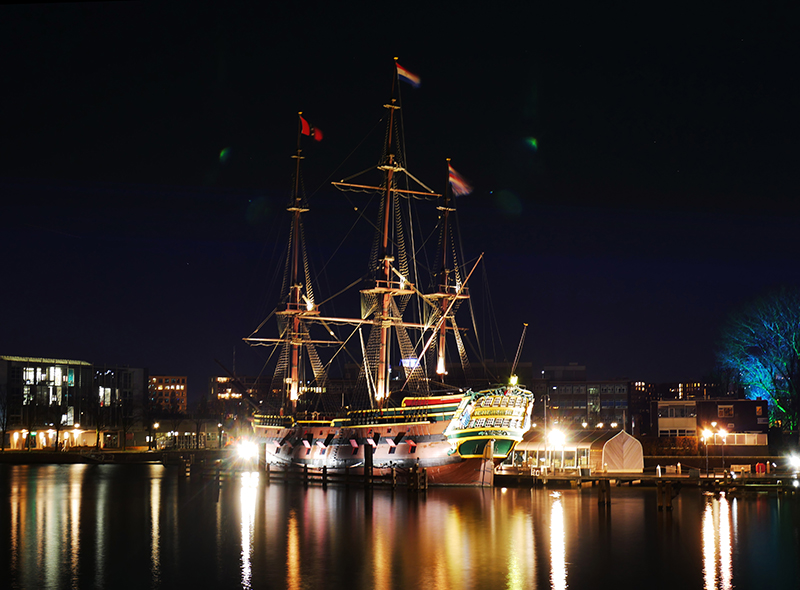 VOC-schip De Amsterdam 

