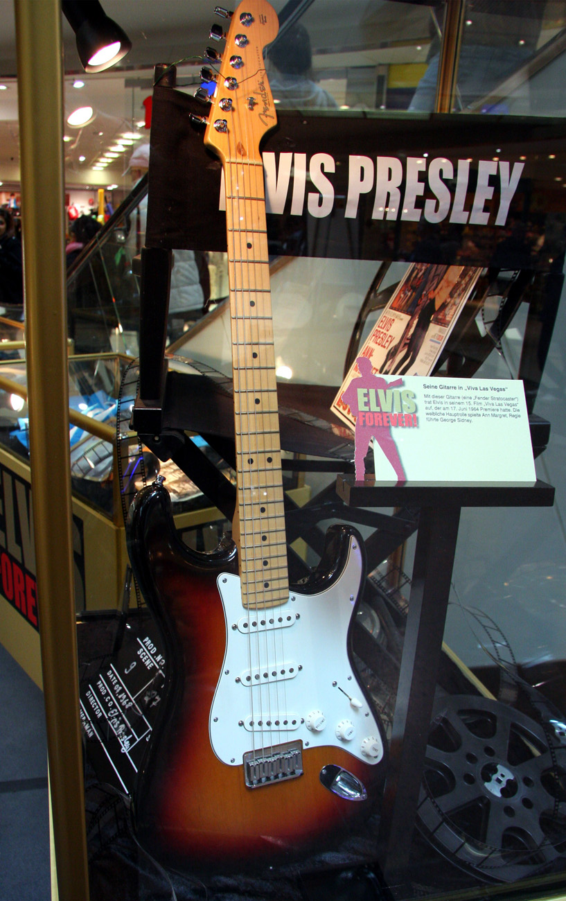 Gitarre aus dem Film "Viva Las Vegas" (1964)
