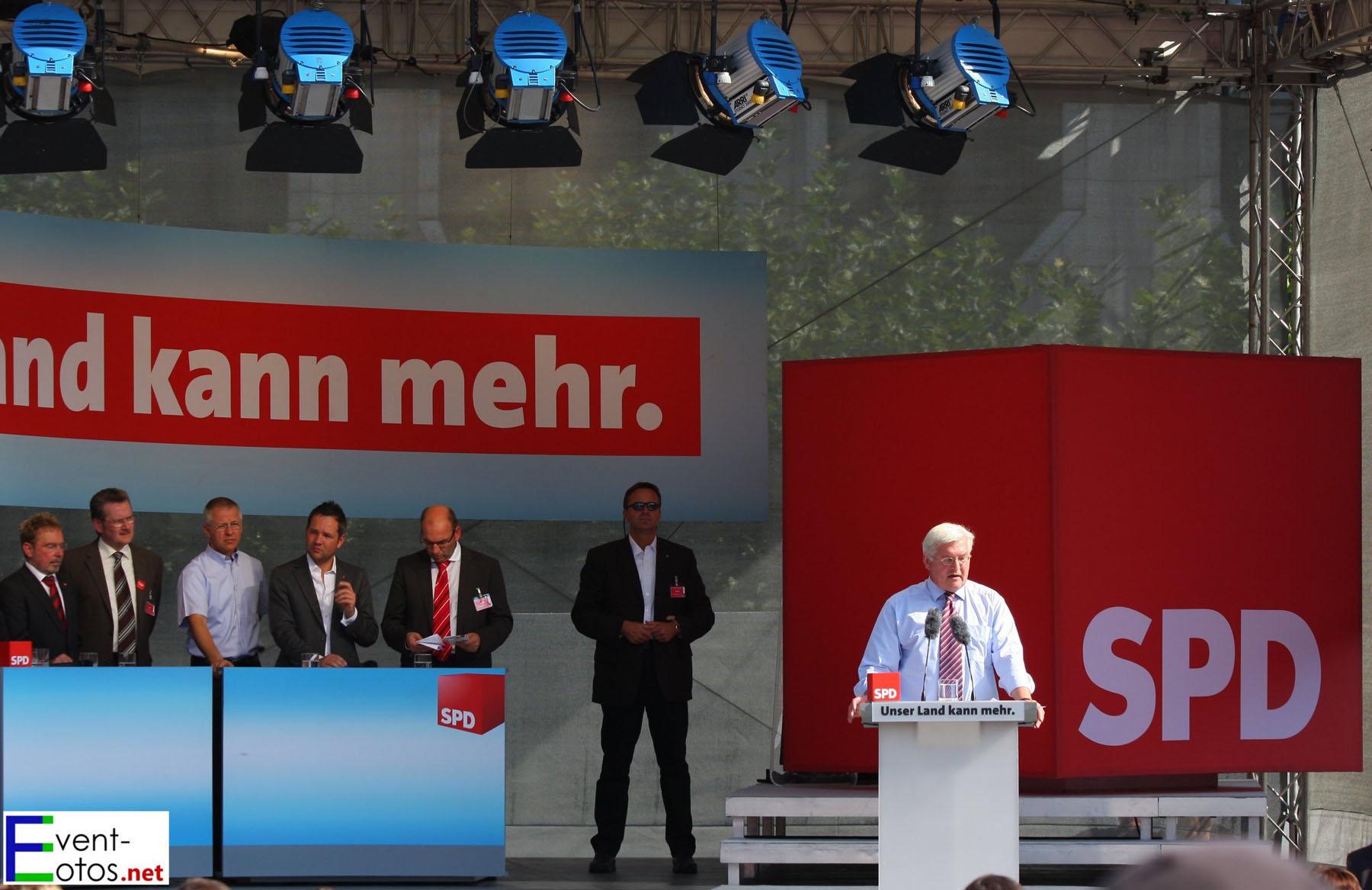 Frank Walter Steinmeier (SPD) 
