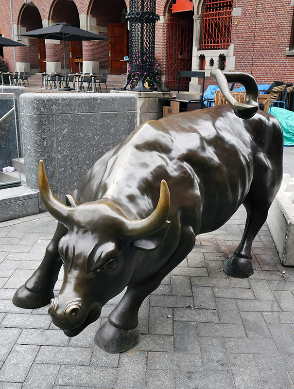 Charging Bull Beursplein
