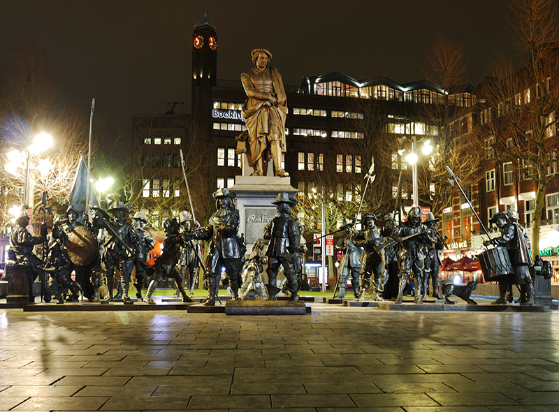 Rembrandt Statue - Rembrandtplein
