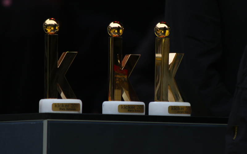 Das goldene K - Die "Kicker" Auszeichnung fÃ¼r die Spieler/Trainer des Jahres 
