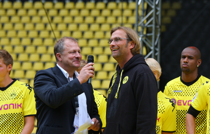 Sky Moderator Hansi KÃ¼pper im Interview mit JÃ¼rgen Klopp
