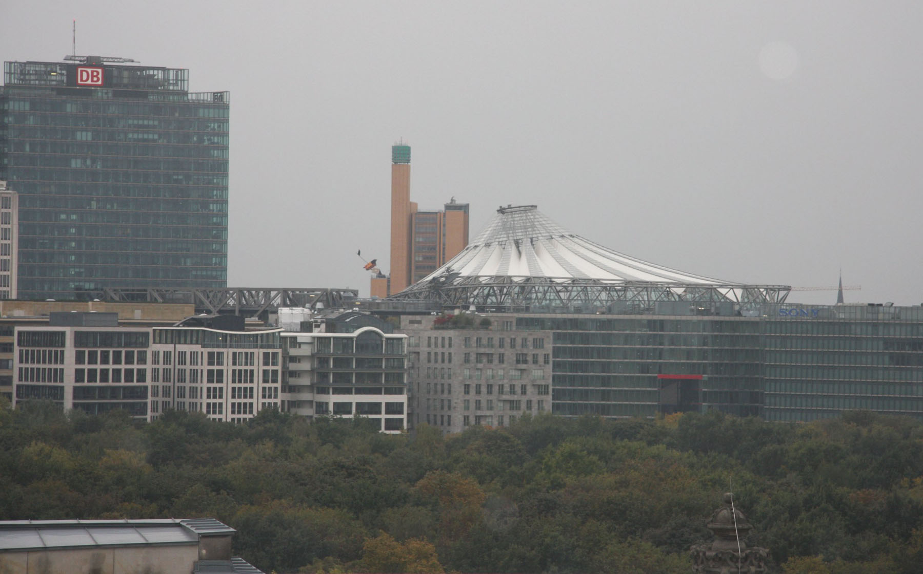 Blick zum Sony-Center
