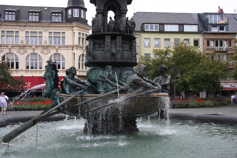 unterer Teil der HistoriensÃ¤ule
