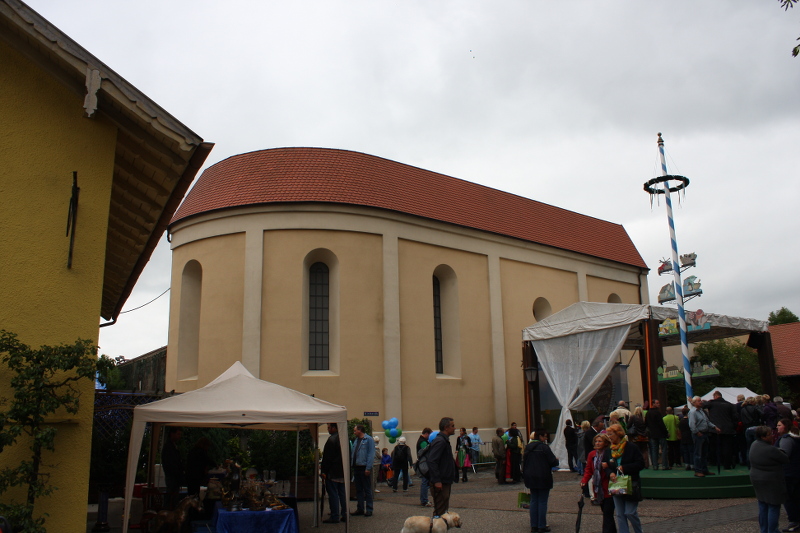 Die Dorfkirche (ohne Turm)
