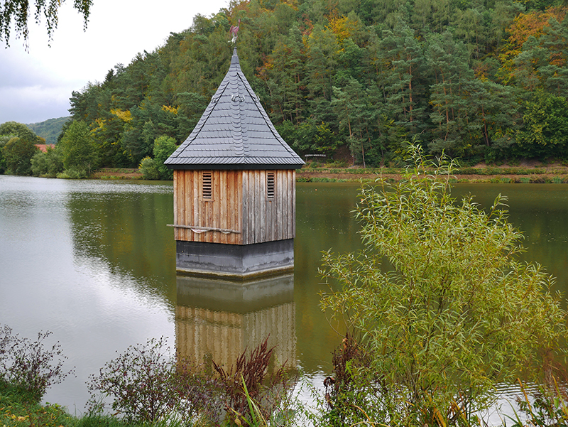 Kirche im See Niederwerbe
