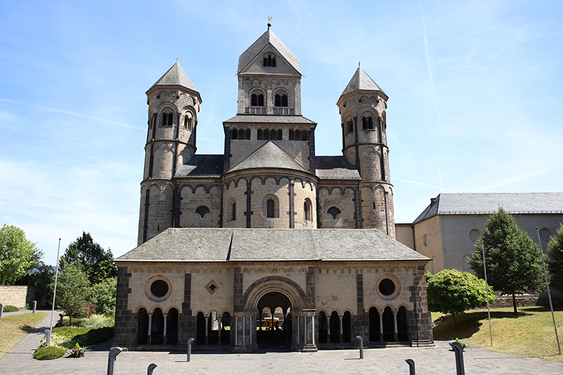 Kloster Maria-Laach 
