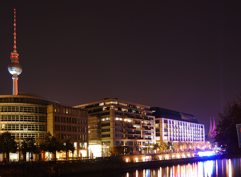 Blick von der Museumsinsel Richtung Alex und Nikolaiviertel
