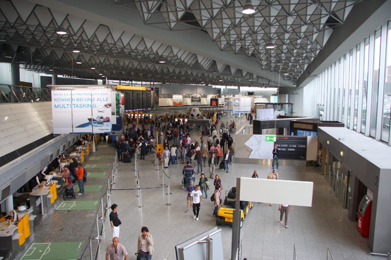 Die Abflughalle A im Terminal 1
