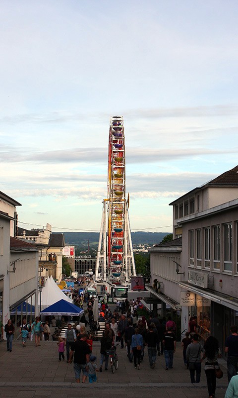 Blick von der TreppenstraÃŸe auf das Riesenrad
