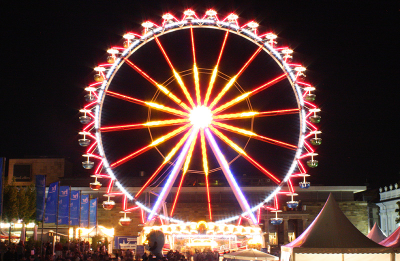 Riesenrad bei Nacht
