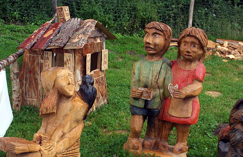 HÃ¤nsel & Gretel aus Holz
