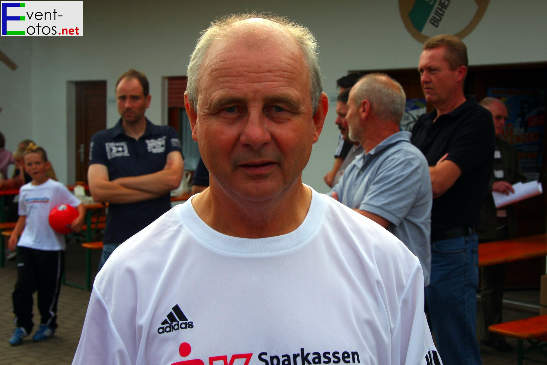 Bernd HÃ¶lzenbein
