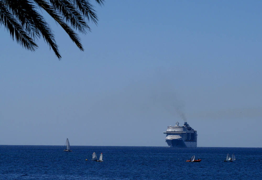 Kreuzfahrtschiff im Port de Palma
