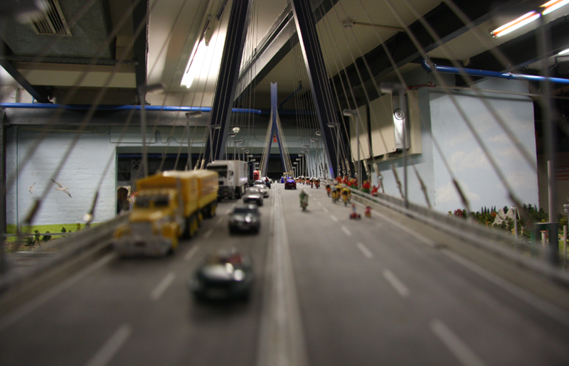 auf der KÃ¶hlbrandbrÃ¼cke in Hamburg
