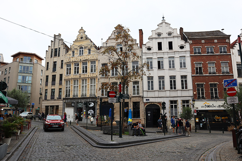 Place de la Vieille Halle aux Bles, Bruessel (B)
