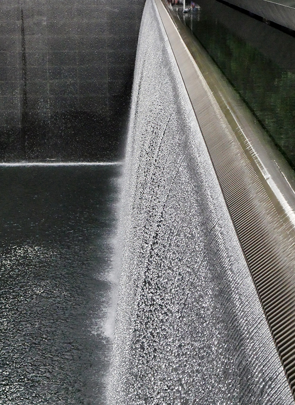 9/11 Memorial Pool (ehemaliges World Trade Center)
