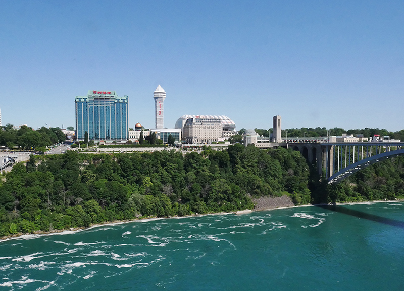 Sheraton und Casino auf Kanadischer Seite
