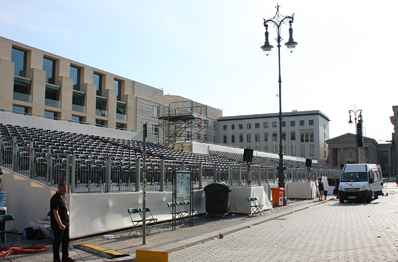 TribÃ¼ne am Brandenburger Tor
