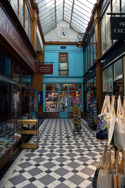 In der Passage Jouffroy
