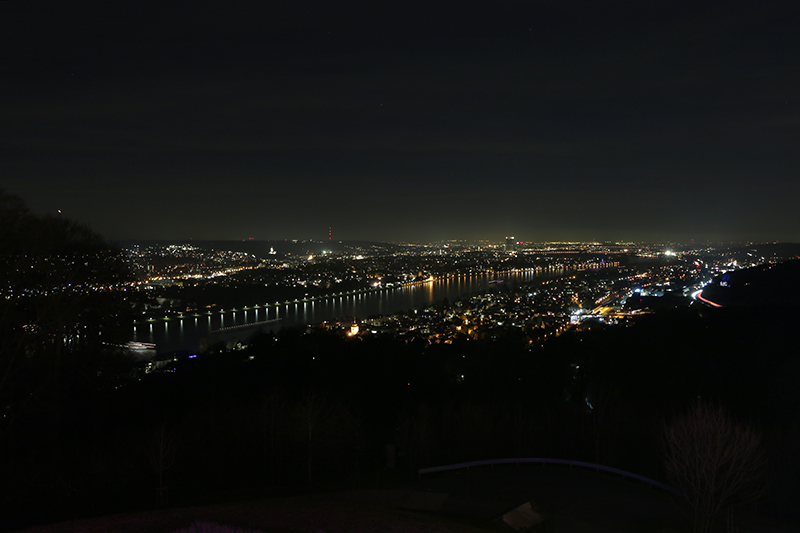 Blick Ã¼ber den Rhein, KÃ¶nigswinter und Bonn bis nach KÃ¶ln
