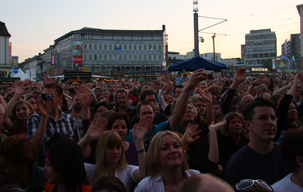 Ãœber 15.000 Menschen feierten Kate Ryan am KÃ¶nigsplatz
