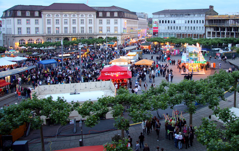 Der Kasseler KÃ¶nigsplatz 
