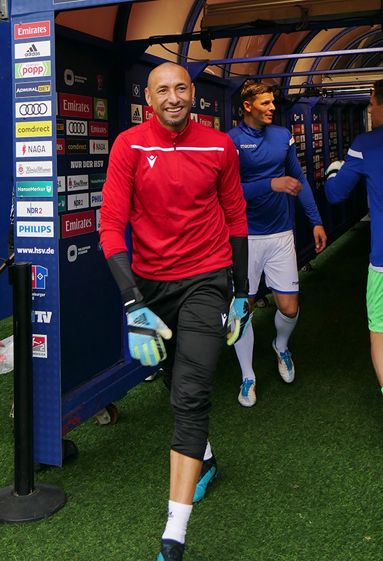 TorhÃ¼ter Heurelho Gomes (u.a. PSV Eindhoven und Tottenham Hotspurs)
