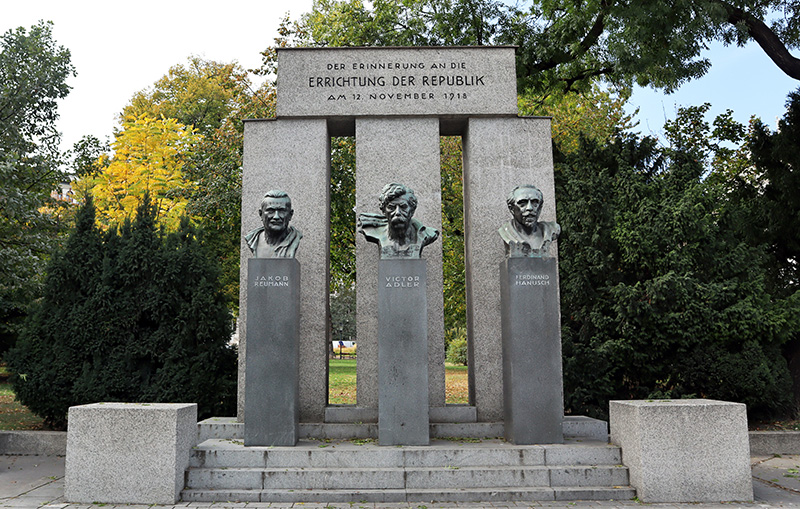 Denkmal zur Republikgründung
