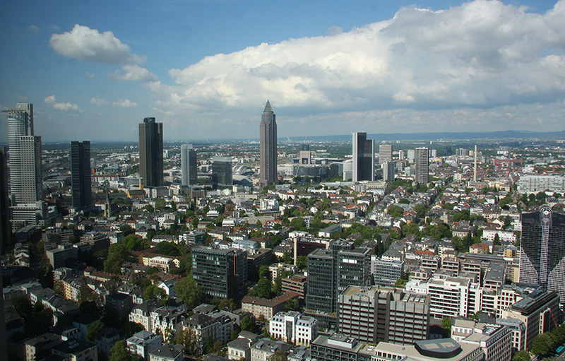 Blick vom Opernturm Richtung Messe
