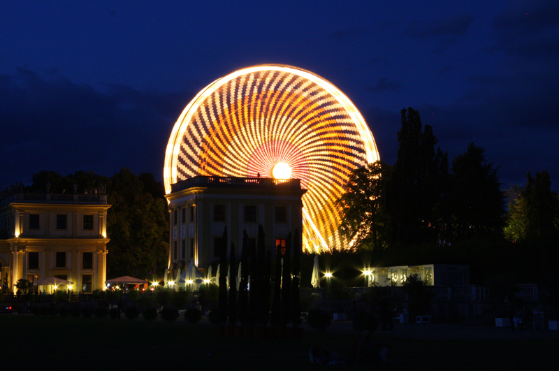 Orangerie mit Riesenrad
