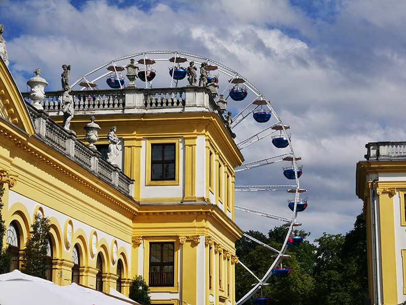 Orangerie mit Riesenrad
