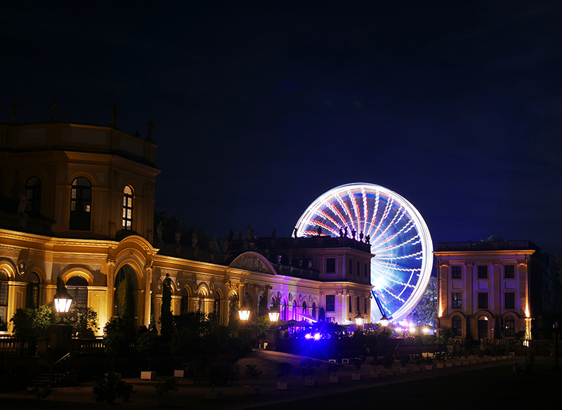 Orangerie mit Riesenrad by Night
